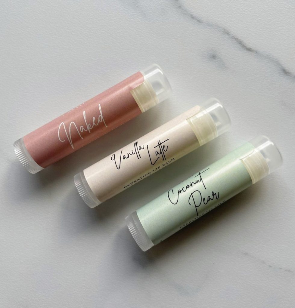 Paper-based labels on lip gloss products