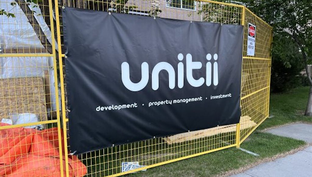 Outdoor banner for real estate company Unitii printed by Little Rock Printing