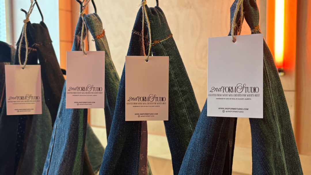 Articles & Resources 9 custom hang clothing tags printed at little rock printing